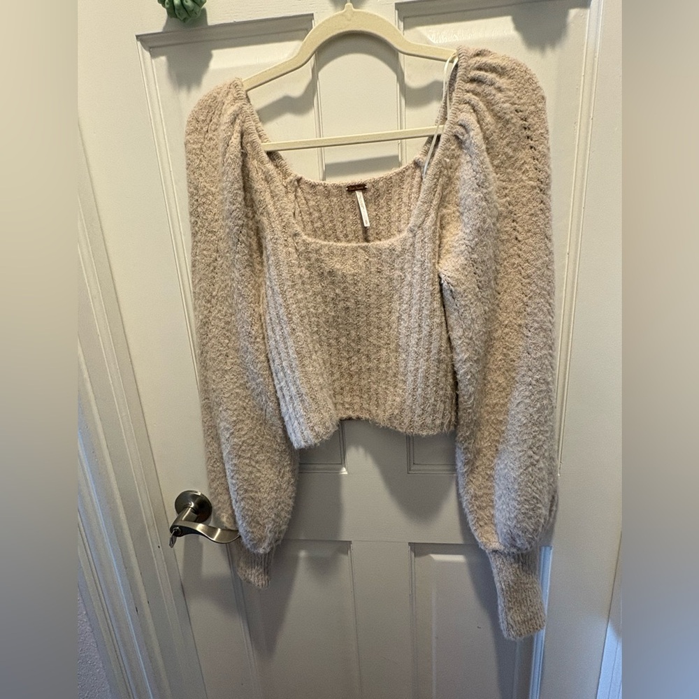 Free People Cream Knit cropped Sweater